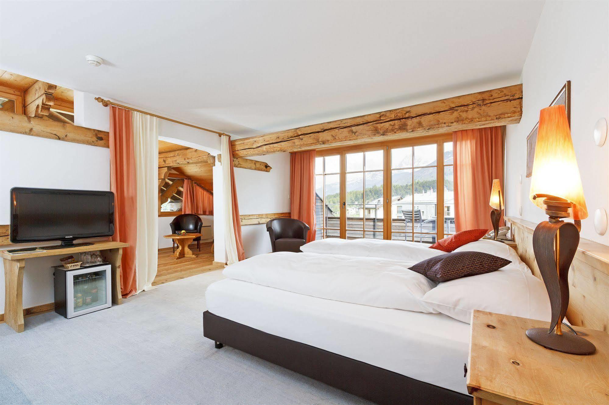 Schweizerhaus Swiss Quality Hotel Maloja Extérieur photo